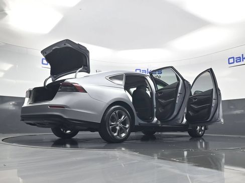 Used 2023 Honda Accord EX image 58