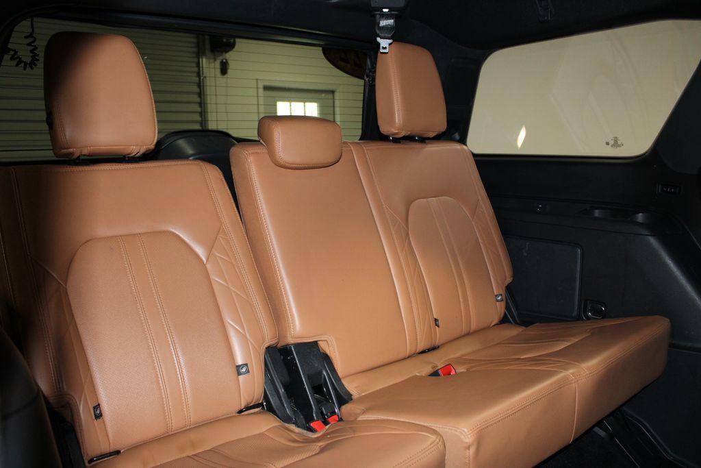 Used 2022 Ford Expedition Platinum AWD/4WD image 36
