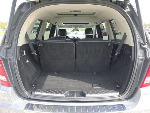 Used 2010 Mercedes-Benz GL 450 4MATIC image 11
