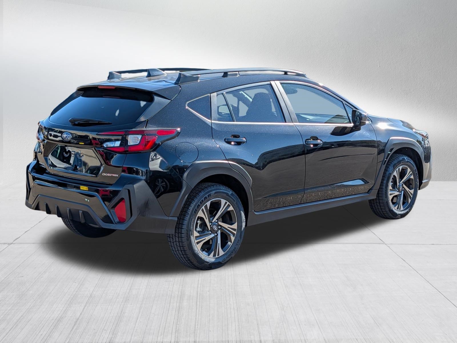 Used 2024 Subaru Crosstrek 2.0i Premium AWD/4WD image 7