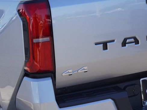 New 2025 Toyota Tacoma SR5 image 9