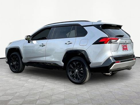 Used 2023 Toyota RAV4 SE AWD/4WD image 4