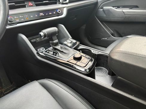 Used 2024 Kia Sportage SX image 34