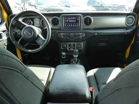 Used 2019 Jeep Wrangler Unlimited Sport S image 17