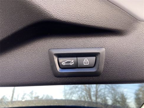 Certified 2022 BMW X5 xDrive40i w/ Parking Assistance Package image 33