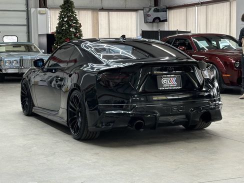 Used 2019 Toyota 86 image 4