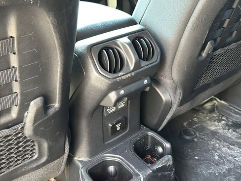 Certified 2022 Jeep Wrangler Unlimited Rubicon w/ Steel Bumper Group AWD/4WD image 32