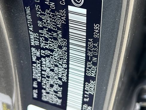 Certified 2025 Lexus ES 350 w/ Premium Package image 25