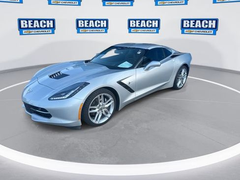 Used 2019 Chevrolet Corvette Stingray Coupe w/ 2LT Preferred Equipment Group RWD image 4