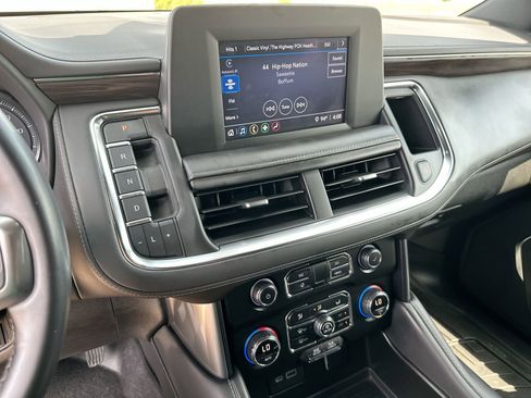 Used 2022 Chevrolet Tahoe LS w/ Driver Alert Package AWD/4WD image 16