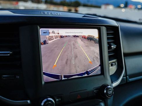 Used 2022 RAM 1500 Big Horn image 24