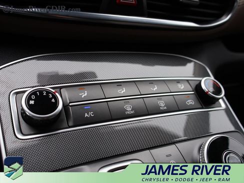 Used 2022 Hyundai Santa Fe SEL FWD image 35