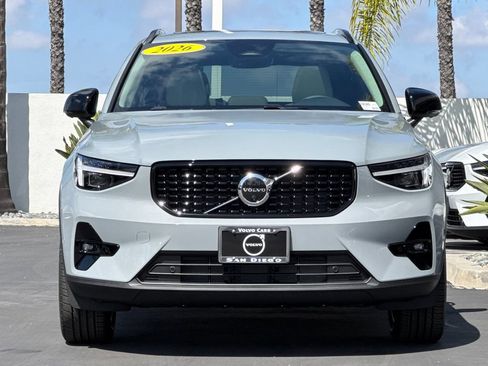 New 2026 Volvo XC40 B5 Plus AWD/4WD image 8