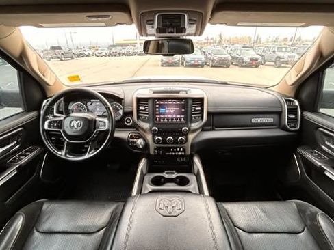Used 2019 RAM 1500 Laramie AWD/4WD image 15