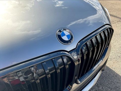 Used 2022 BMW 750i xDrive w/ M Sport Package AWD/4WD image 33
