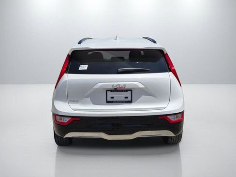 New 2026 Kia Niro Wind FWD image 5