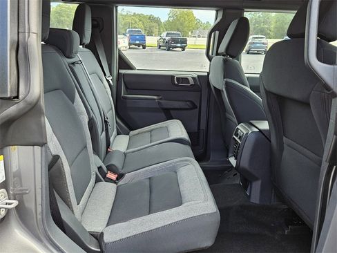 New 2025 Ford Bronco Base image 14