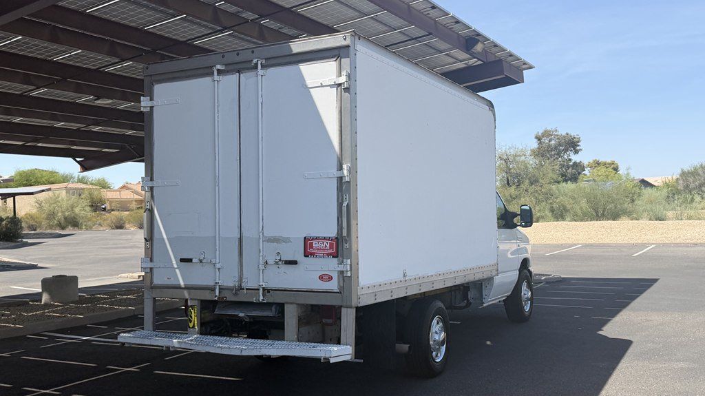 Used 2010 Ford E-350 and Econoline 350 Super Duty RWD image 6