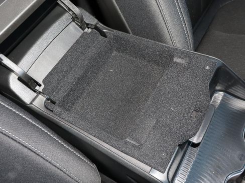 New 2025 Jeep Grand Cherokee Laredo w/ Luxury Tech Group I image 27