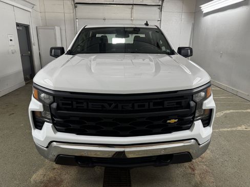 Used 2024 Chevrolet Silverado 1500 W/T w/ Z71 Off-Road Package AWD/4WD image 3
