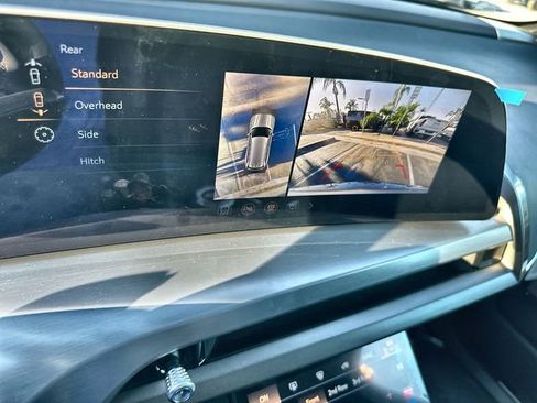 New 2026 Cadillac Vistiq Sport image 15