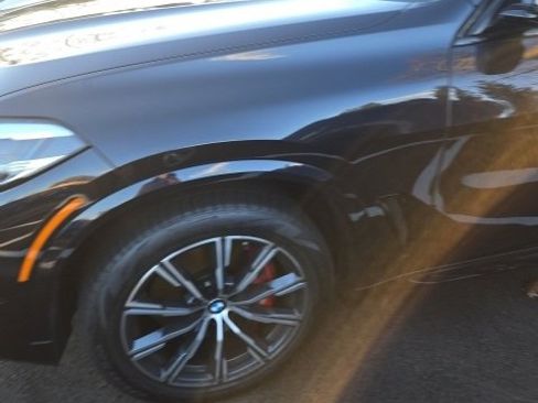 Certified 2023 BMW X5 xDrive40i w/ M Sport Package image 3