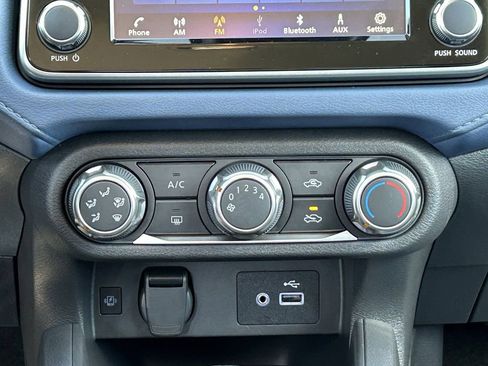 Used 2025 Nissan Versa SV w/ Trunk Package image 15