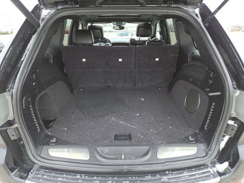 Used 2019 Jeep Grand Cherokee Limited w/ Luxury Group II image 20