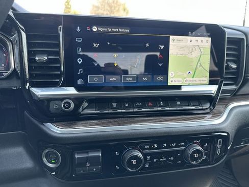 Used 2025 Chevrolet Silverado 2500 LT w/ Convenience Package image 18