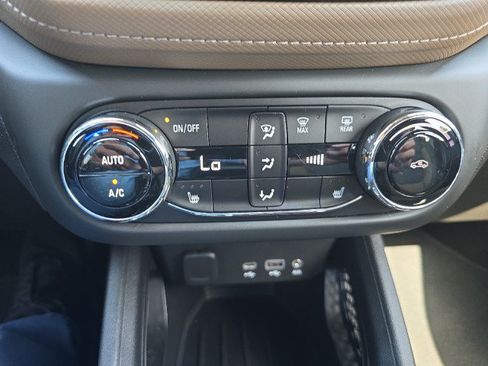 Used 2021 Chevrolet TrailBlazer ACTIV w/ Convenience Package AWD/4WD image 26