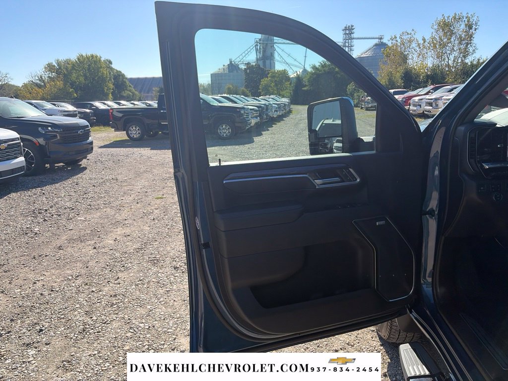 Used 2024 Chevrolet Silverado 3500 LTZ w/ LTZ Plus Package AWD/4WD image 23