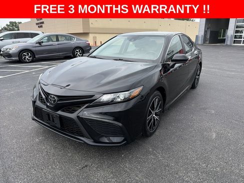 Used 2021 Toyota Camry SE FWD image 24