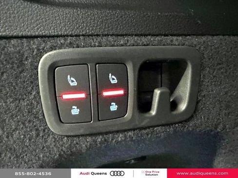 Certified 2023 Audi Q7 2.0T Premium w/ Convenience Package AWD/4WD image 11