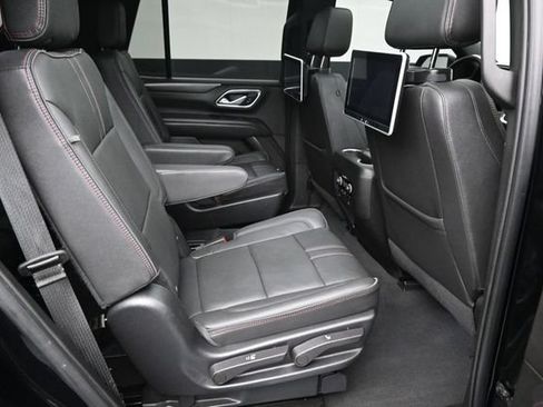 Used 2022 Chevrolet Tahoe RST w/ Luxury Package AWD/4WD image 23