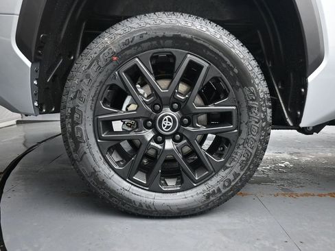 New 2026 Toyota Tundra Limited image 10