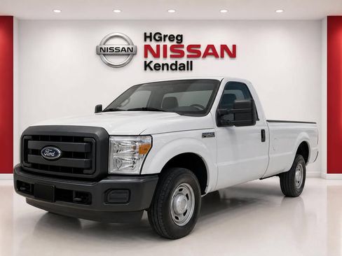 Used 2014 Ford F250 XL AWD/4WD image 2