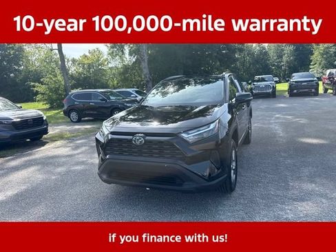 Used 2023 Toyota RAV4 LE AWD/4WD image 7