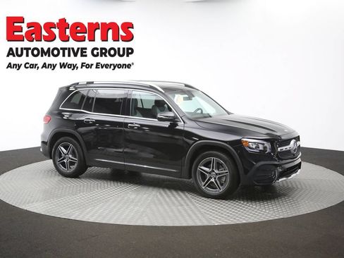 Used 2022 Mercedes-Benz GLB 250 4MATIC w/ AMG Line image 47
