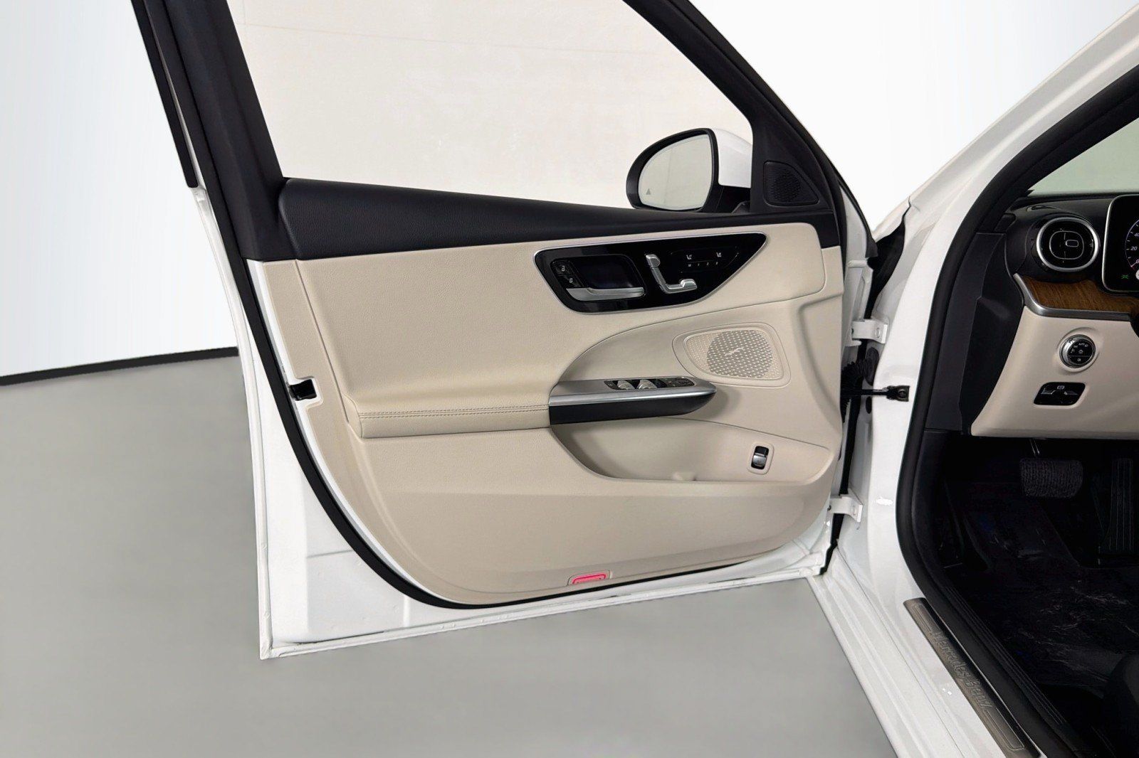 Certified 2024 Mercedes-Benz C 300 Sedan image 22