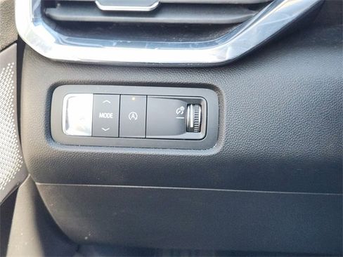 Used 2024 GMC Acadia Denali w/ Super Cruise Package image 23