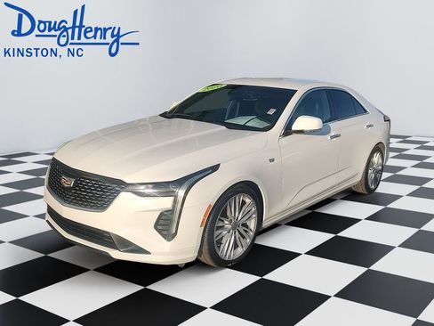 Used 2020 Cadillac CT4 Premium Luxury RWD image 1