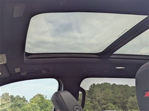 New 2026 Chevrolet Traverse Z71 w/ Enhanced Driving Package image 13