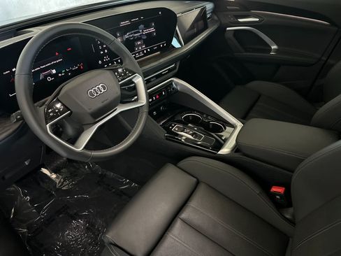Used 2025 Audi Q5 Prestige AWD/4WD image 11