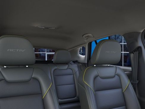 New 2026 Chevrolet Trax ACTIV w/ Driver Confidence Package image 24