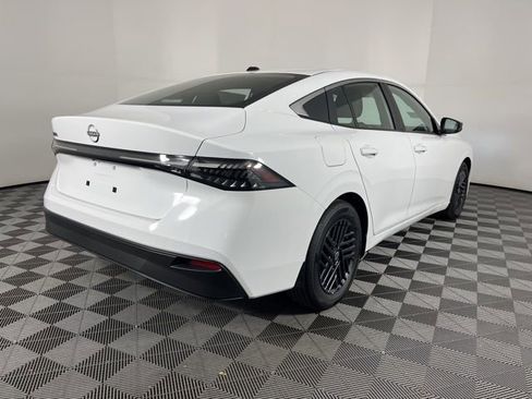 New 2026 Nissan Sentra SV w/ SV Convenience Package FWD image 11