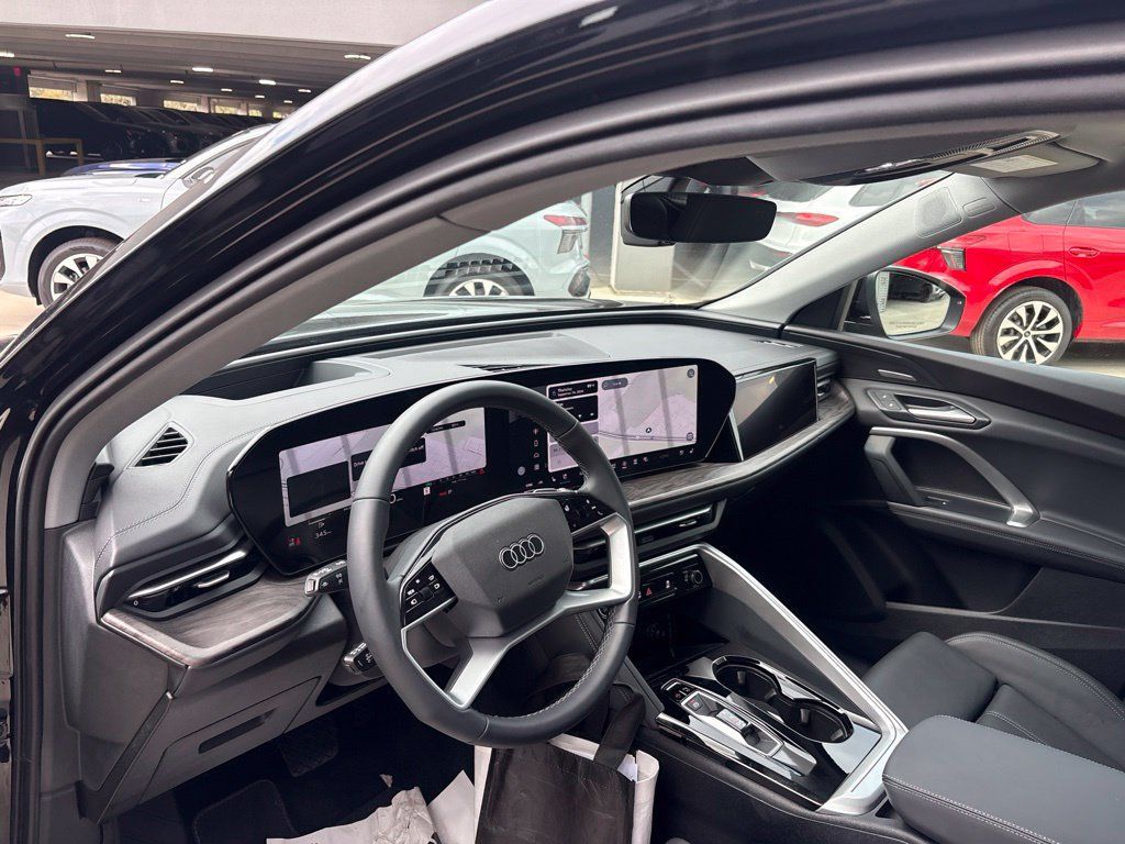 Used 2026 Audi Q5 Premium Plus AWD/4WD image 12