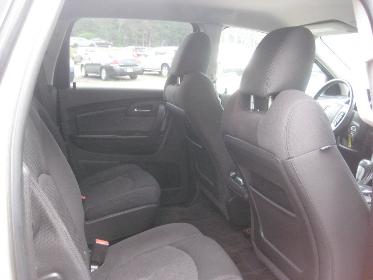 Used 2012 Chevrolet Traverse LT AWD/4WD image 12