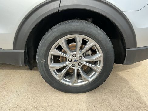 Used 2020 Ford Explorer Limited image 6