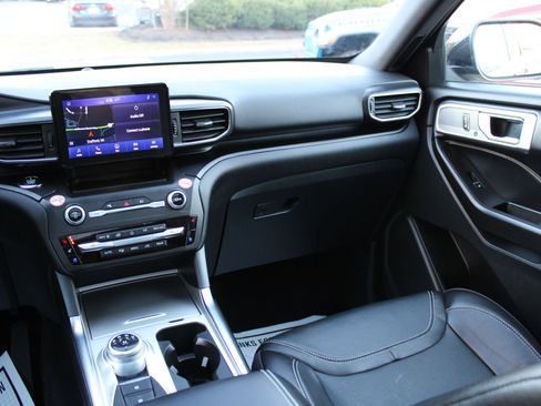 Used 2020 Ford Explorer ST AWD/4WD image 16
