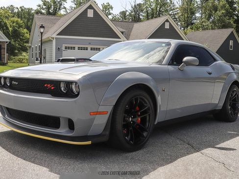 Used 2021 Dodge Challenger R/T Scat Pack RWD image 14